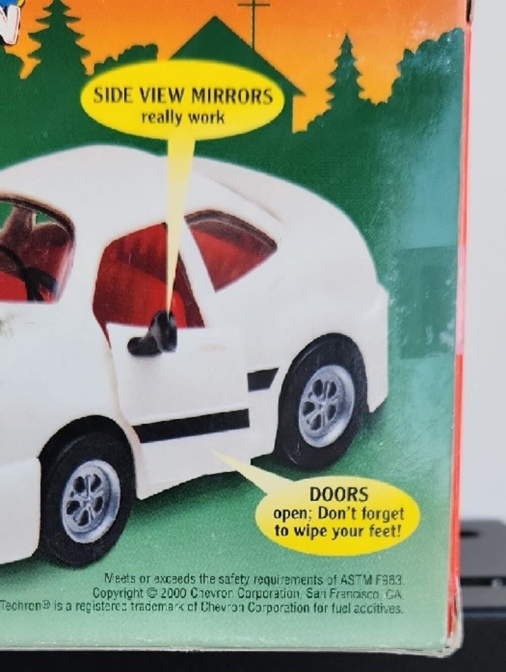 Sam Sedan White Toy Car – 2000 Chevron Cars Collectible Sealed New In Box - Picture 9 of 10